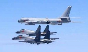 84枚导弹瞄准大陆，我军67舰机出动，美媒：台海决战即将来临？
