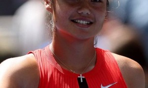 原创 
            仅丢3局横扫过关！拉杜卡努赢下华裔德比，4年后重返美网32强