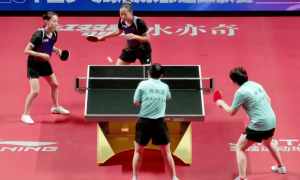 原创 
            乒超第三阶段：孙颖莎开门红！单局5-10大逆转，搭档蒯曼赢球