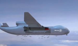 中国九天无人机成功首飞，可携6吨武器飞抵关岛再飞回，“无人机母舰”时代来临！