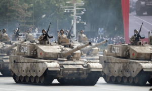 还没到年底就哭穷？新年全军开训，“五对轮”为何仍是主战装备