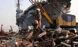 退役航母利润究竟有多大？1800万买入一艘，拆解后赚了9000多万