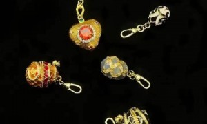 从巅峰到裁员关店，一年蒸发60%市值：潘多拉魔盒打开了什么？