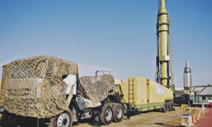 伊朗摊牌，首次对以使用子母弹头！以色列向民众发出警示，中东局势或变天？