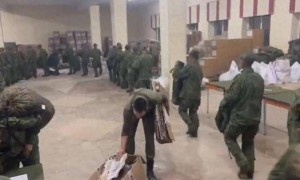 停火！特朗普一招让普京主动服软？中国被摆了一道，10万朝军入俄