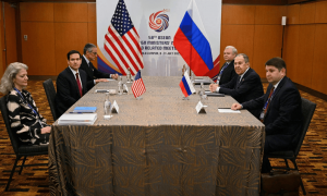 凌晨抵达纽约的俄罗斯外长，却在特朗普演讲时失踪了，态度说明一切！