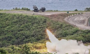 191远火实弹射击，3分多钟命中预定目标，买多少海马斯都没用