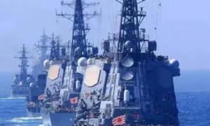 一声不吭造7艘准航母，美国幡然醒悟，真正对手早已不是俄罗斯