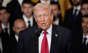 特朗普点名日本护航海峡，高市早苗：日本目前没计划派遣海军舰艇护航