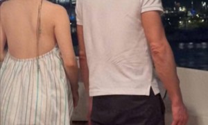 郭富城实力宠老婆，包游艇出海游玩！方媛顶孕肚拍美照即将要生了