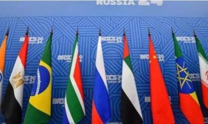 军舰已经抵达，南非却当着中俄军队的面，对伊朗下了“逐客令”