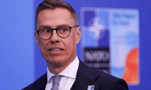 英国在等访华，中方突然发邀请，事前没传出一点风声，一国专机三天后抵京