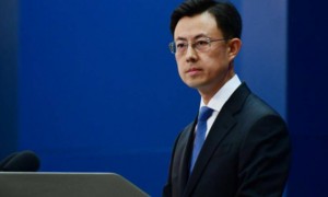 93阅兵“搅局者”出现，派出军机严密监视，还劝说各国别参加