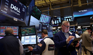 原创 
            中国不买，美企巨头联合采用自研芯片，NVIDIA的天真要塌了！