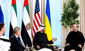 375架无人机夜袭基辅！9枚超音速导弹被拦截：谈判桌上的炮火从未停歇