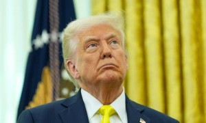 美以联手步步紧逼！伊朗突然亮出强硬信号，破局还得按中国的办！