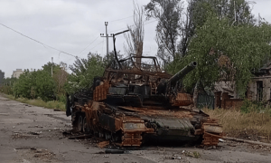 乌军伪装成女人突围红军城，俄军一次俘虏200人，法械旅这次学到了精髓