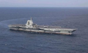 高市早苗发觉不对劲，中国双航母前出，有特殊任务？