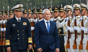 中俄防长通话，罕见谈及委内瑞拉和伊朗，俄罗斯想对美国出招？