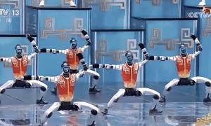 原创 
            对于机器人上春晚，新加坡联合早报又发文，写了这样一段话！