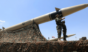 美军第五舰队遭受严重打击！以色列电视台首次被炸，伊军启用了新型自杀式无人机