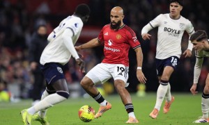 观战台：枪手苦战维拉+曼城遇黑马 梅西冲击生涯第47冠