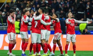 观战台：阿森纳曼联硬碰硬 皇马苦战+曼城巴萨遇弱旅