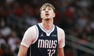 哈登伦纳德未进全明星遭质疑 最大遗珠是他吗？