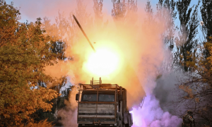 泽连斯基编不下去了，乌军报告前线噩耗，十几万俄军打响围剿大战