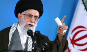 伊朗高层紧急布局：哈梅内伊躲入地堡，三儿子接手与外界联系