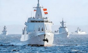 我国海军目前真正的主力，并不是先进的055大驱！连俄媒都十分羡慕