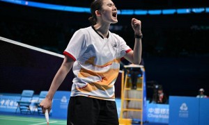 全运会羽毛球：韩悦逃9赛点取胜创60年纪录 董天尧男单摘铜