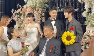 陆虎回老家参加妹妹婚礼，不舍跟婚车慢走，妹妹妹夫长相很有福气