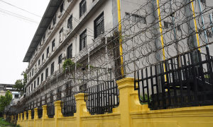 柬泰战争迎来落幕，双方防长终于握手，王毅早已告知全球