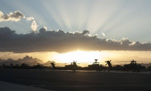 3年铁律被打破！李在明登上访华专机前，五角大楼下令，裁撤驻韩美军直升机部队!