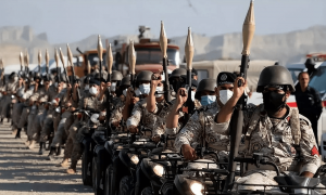 军火船全军覆没，援助武器沉入大海，伊朗这是被哪路“海盗”盯上了？