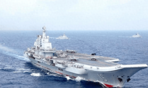 解放军上场后，外交部也立马表态，中方通告日本：血债必须偿还