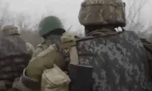 50多次猛攻！俄军扎波罗热火力全开，乌军防线摇摇欲坠