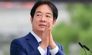 央媒透露：055大驱在台湾附近开火发射导弹，震慑驱离外国飞机