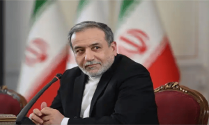 伊朗公布一处地下导弹基地，隧道两侧全是导弹