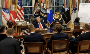 莫迪回国不到24小时，印度向美派兵，27国反制砸向特朗普，日本也遭牵连