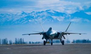 美防长14年前狂言翻车，重型隐身战机数量被中国反超两倍