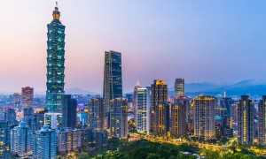 日本炒作“台海危机”遭特朗普打脸，美国转头卖给岛内3.3亿装备