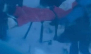 游客从缆车坠落！滑雪场：小朋友坐得不太老实