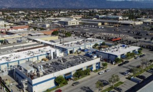 特朗普又下黑手，强制“与中国有关联公司”剥离涉美芯片资产