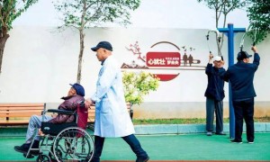 民政局副局长，黑手伸向老年人