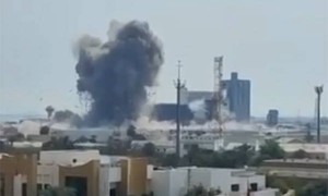 伊朗无人机袭击亚马逊数据中心，美国科技巨头首次成战场目标