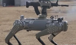 原创 
            特讯！印度崩了，边境士兵在雪地发抖，中方却派出机器狼？引发国际舆论