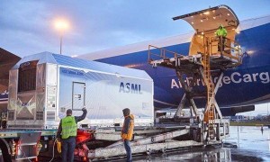 光刻机巨头ASML宣布15年来最大规模裁员！老员工惊讶：公司太无情