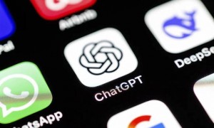 原创 
            梁文峰亲自带队，大厂AI又卷疯了